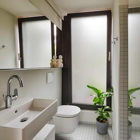 Apartamento Homiestay Architekten Im Gruenen Mit Blick Auf Wuerzburger Innenstadt *