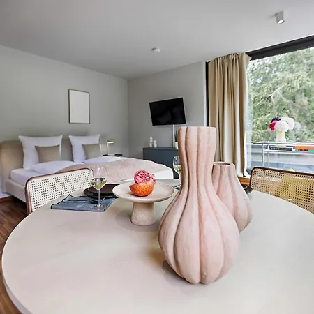 Apartamento Homiestay Architekten Im Gruenen Mit Blick Auf Wuerzburger Innenstadt Wurzburgo